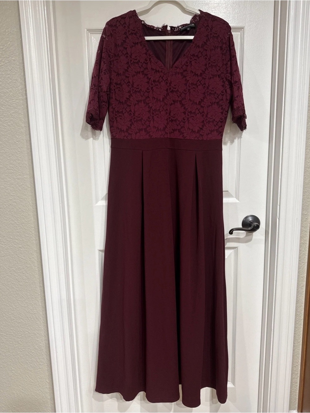 Rephyllis Women's XL Long Evening Dress Prom Wedding Burgundy Lace Upper
